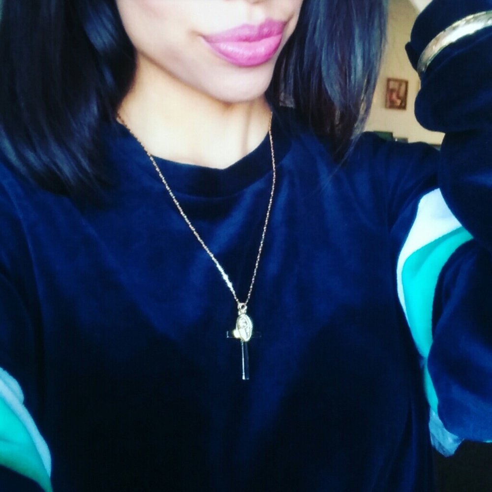 Sold Gold cross 💜💚 - Picture 3 of 6